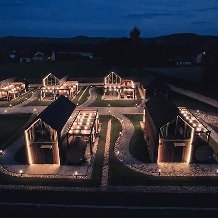 Village Resort Sauna & Jacuzzi & Netflix Tworkowa Dış mekan fotoğraf