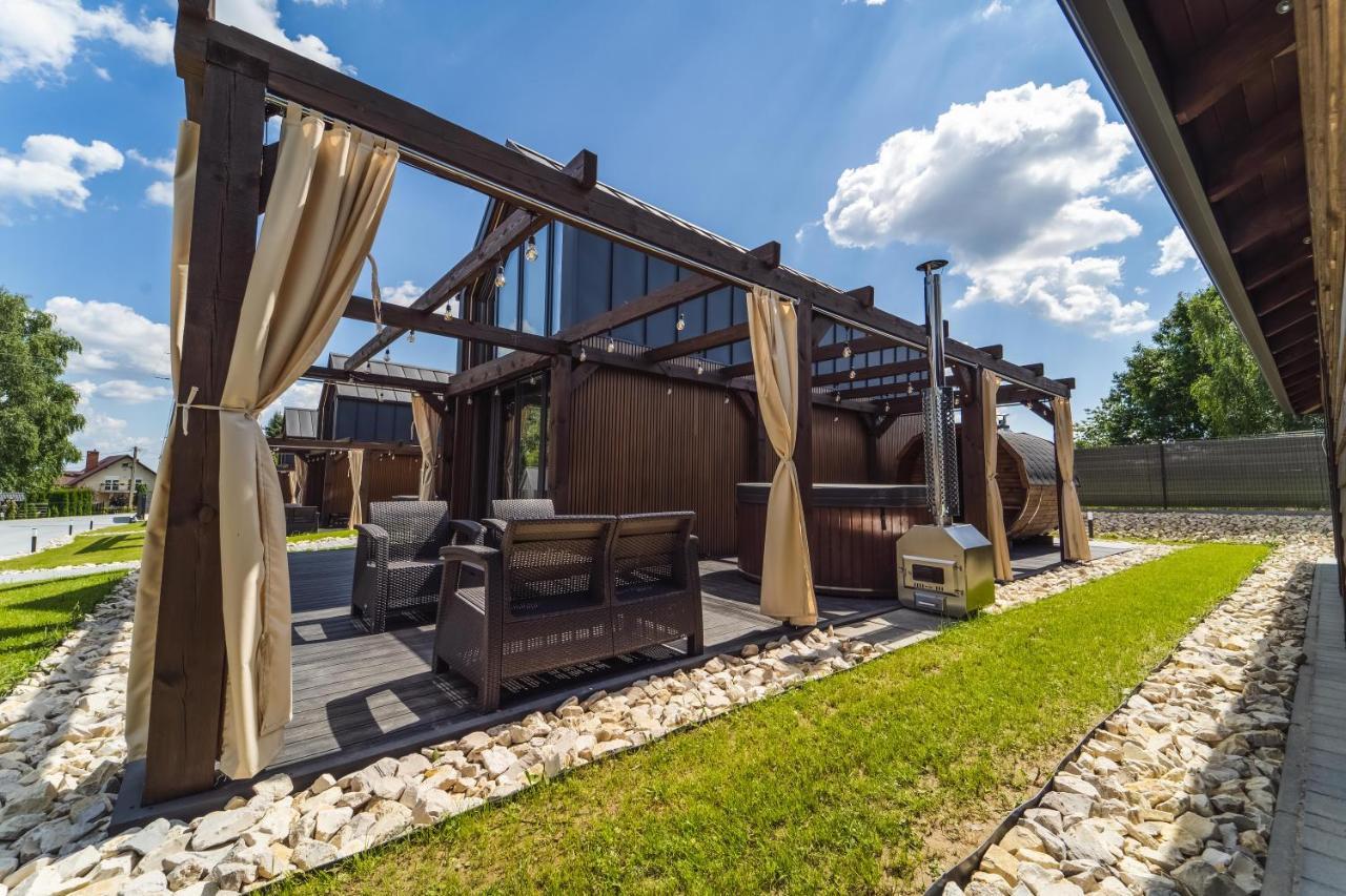 Village Resort Sauna & Jacuzzi & Netflix Tworkowa Dış mekan fotoğraf