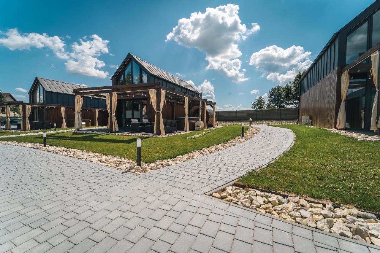 Village Resort Sauna & Jacuzzi & Netflix Tworkowa Dış mekan fotoğraf