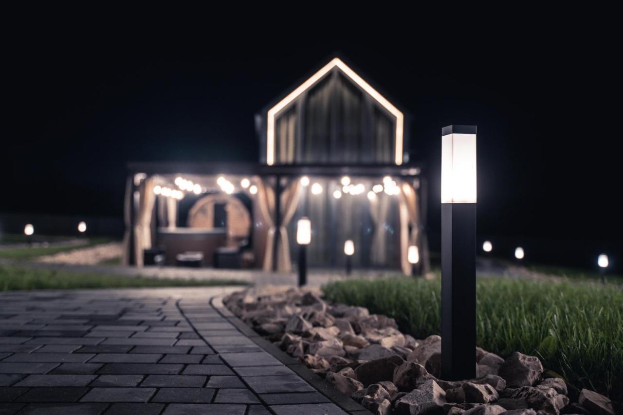Village Resort Sauna & Jacuzzi & Netflix Tworkowa Dış mekan fotoğraf