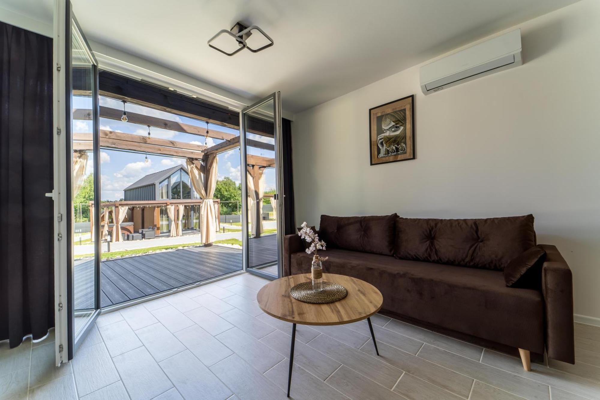 Village Resort Sauna & Jacuzzi & Netflix Tworkowa Dış mekan fotoğraf