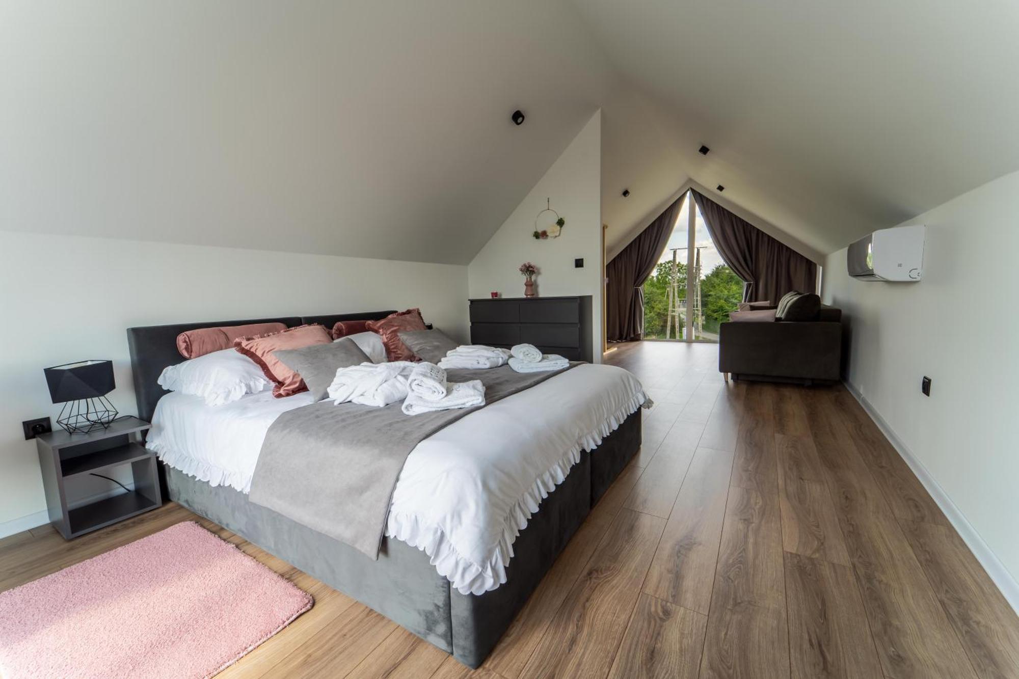 Village Resort Sauna & Jacuzzi & Netflix Tworkowa Oda fotoğraf